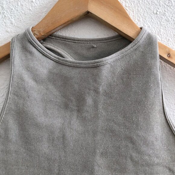 INTIMATELY BY FREE PEOPLE Sleeveless Ribbed Tank Top Size M/L - Picture 4 of 7